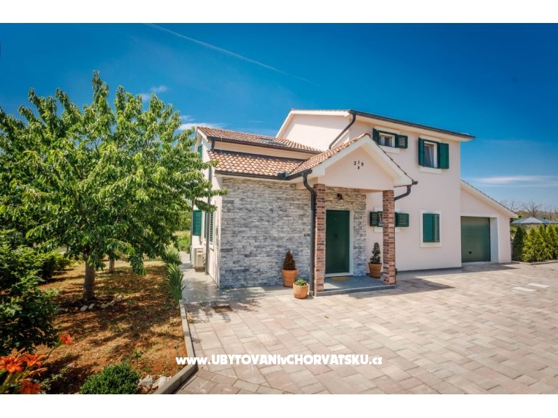 Holliday Home D&amp;A – Ferienwohnung Solin, Kroatien – Foto 2