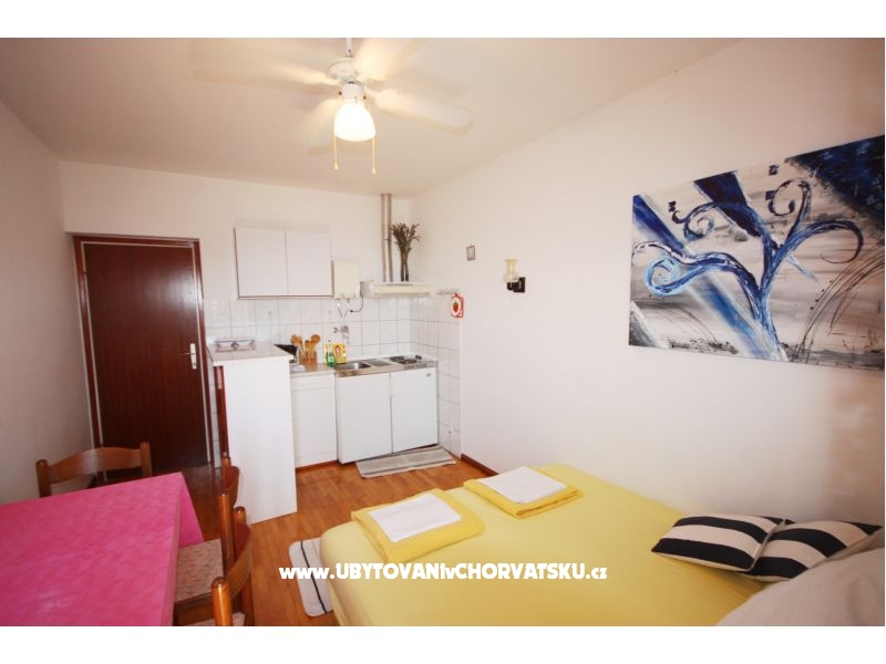 Appartements Blagaić Zlatko – Ferienwohnung Insel Solta, Kroatien – Foto 6