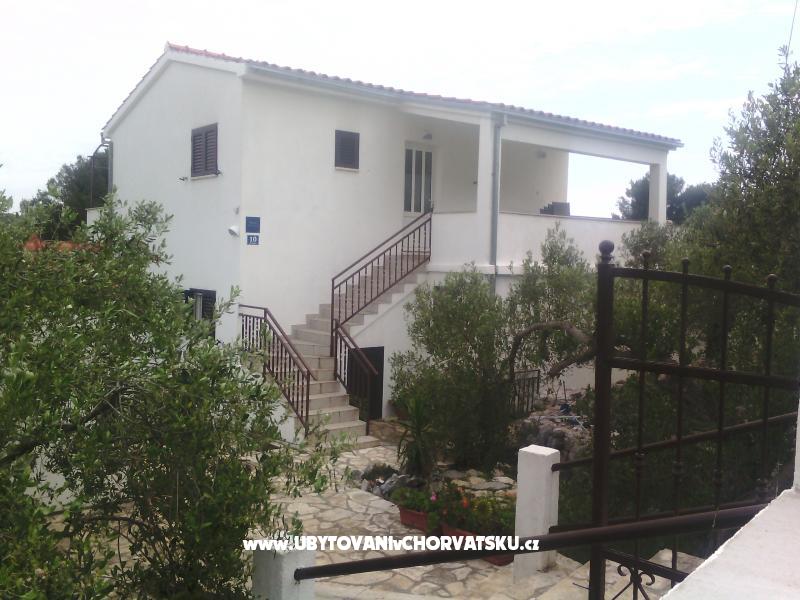 Apartmány Oliva - Otok Šolta – ubytování ostrov Šolta, Chorvatsko – foto 1