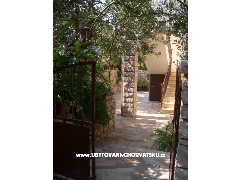 Apartmány Mario Stomorska – ubytování ostrov Šolta, Chorvatsko – foto 13
