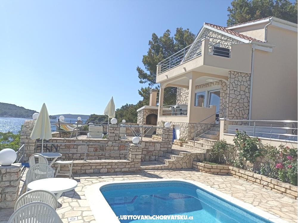 Sesula Bay Resort - ostrov olta Croatie