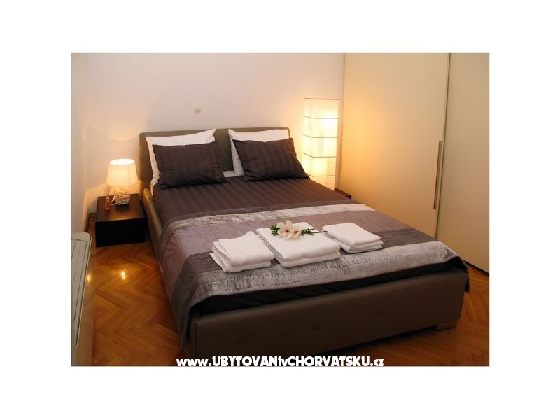 AdiOro Luxury Beachfront Appartement – Ferienwohnung Split, Kroatien – Foto 11