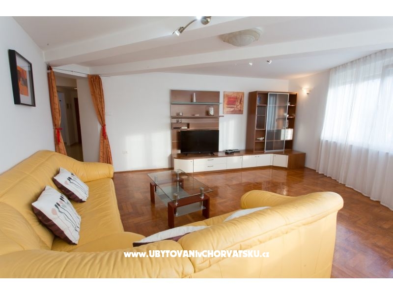 Spacious Appartement in City Center  – Ferienwohnung Split, Kroatien – Foto 3