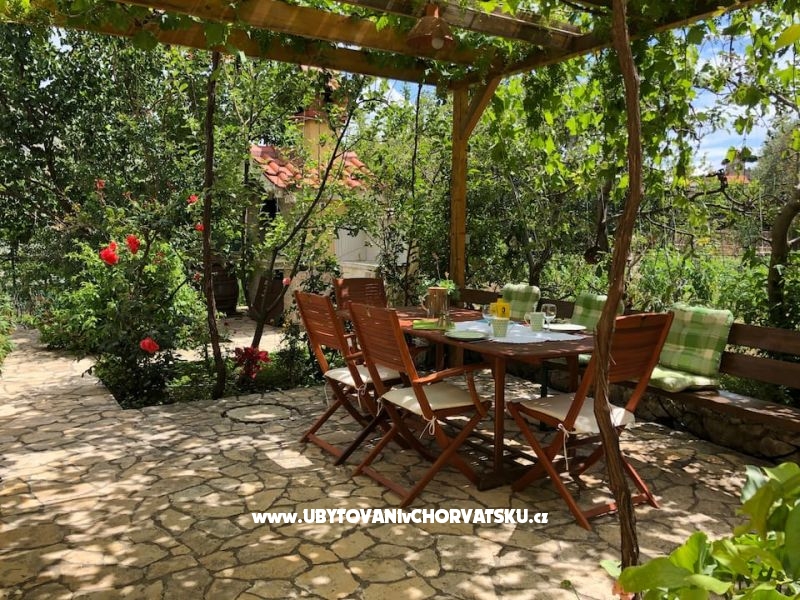 Whole house &amp; garden only for you – Ferienwohnung Split, Kroatien – Foto 1