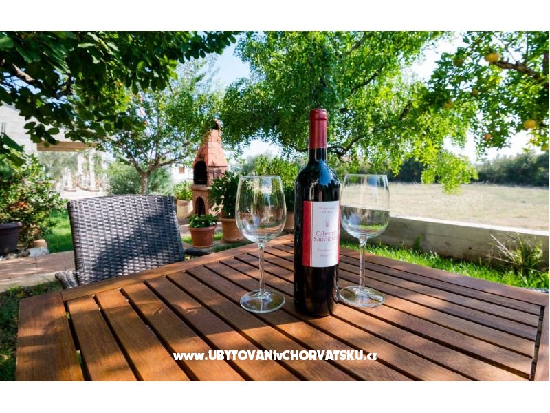 Apartment Dana – Ferienwohnung Sukosan, Kroatien – Foto 3