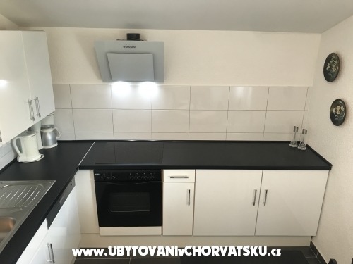 Apartmny Marina - Sukoan Chorvtsko