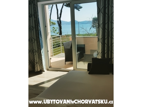 Appartements Becky - Sukoan Croatie