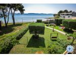 Appartements Becky - Sukoan Croatie