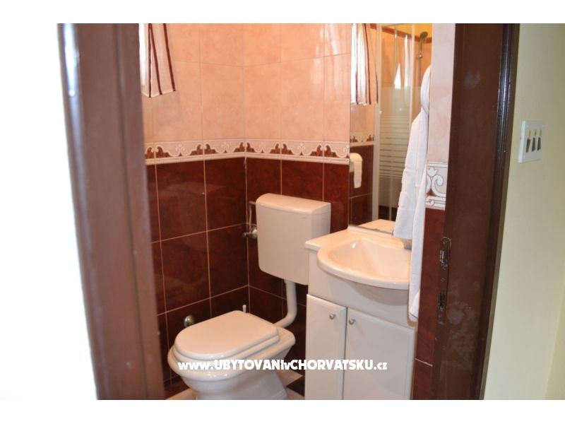 Appartements Mladenka – Ferienwohnung Sukosan, Kroatien – Foto 9