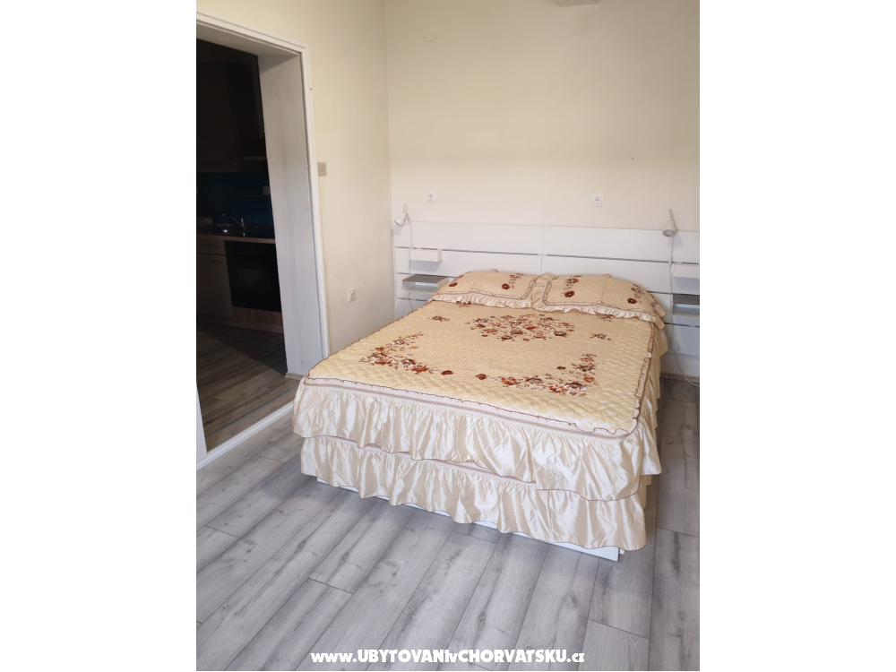 Apartments Peri�i� - Suko�an Croatia