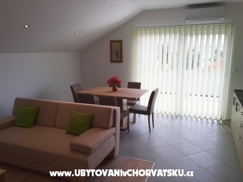 Solmaris Apartmanok - Sukoan Horvtorszg