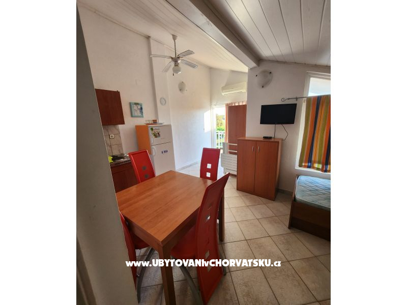 Studio Appartements Grom  – Ferienwohnung Sukošan, Kroatien – Foto 5