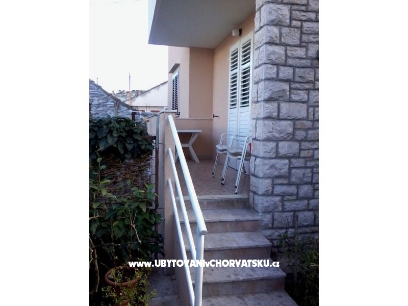 Appartements Niko – Ferienwohnung Supetar – Brac, Kroatien – Foto 3