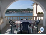 Appartements Ive - Tisno Kroatien