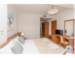Hotel Plava Laguna - Tisno Kroatien