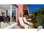 LAURA, 110 m2 pool, 100 m to beach - Trogir Chorvatsko