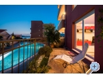 LAURA, 110 m2 pool, 100 m to beach - Trogir Kroatien