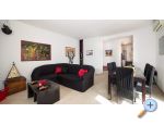 LAURA, 110 m2 pool, 100 m to beach - Trogir Chorvatsko