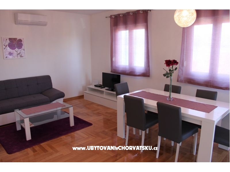 Apartment Anadina KOMFOR KRAJ PLAŽE – Ferienwohnung Trogir, Kroatien – Foto 1