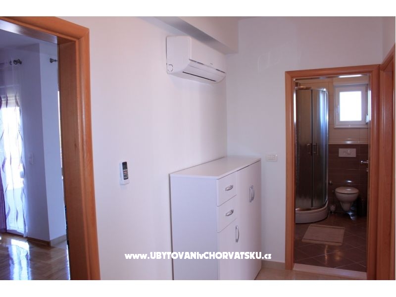 Apartment Anadina KOMFOR KRAJ PLAŽE – Ferienwohnung Trogir, Kroatien – Foto 11