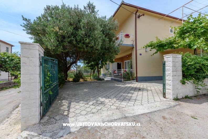 Apartment Ankica – Ferienwohnung Trogir, Kroatien – Foto 1
