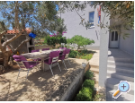 Apartment Lana - Trogir Kroatien