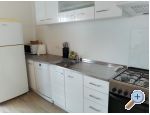 Apartment Zoranka am Strand - Trogir Kroatien