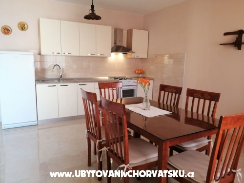 Apartmny Anica - Trogir Chorvtsko
