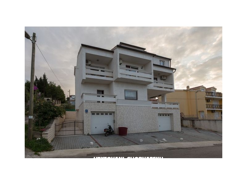 Appartements Cornelija – Ferienwohnung Trogir, Kroatien – Foto 1