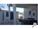 Appartements Lovre - Trogir Kroatien