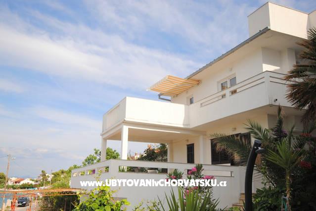 Appartements Neva – Ferienwohnung Trogir, Kroatien – Foto 1