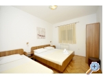 Appartements Peni - Trogir Kroatien