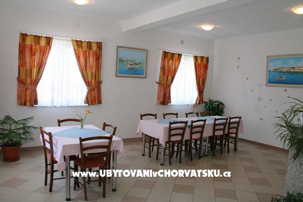 Appartements Šarić – Ferienwohnung Trogir, Kroatien – Foto 2
