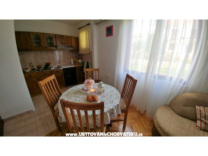 Apartmány Dujmovic – Ferienwohnung Trogir, Kroatien – Foto 16