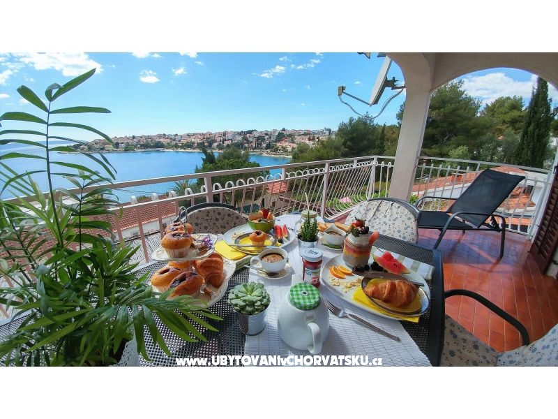 Apartmány Dujmovic – Ferienwohnung Trogir, Kroatien – Foto 4