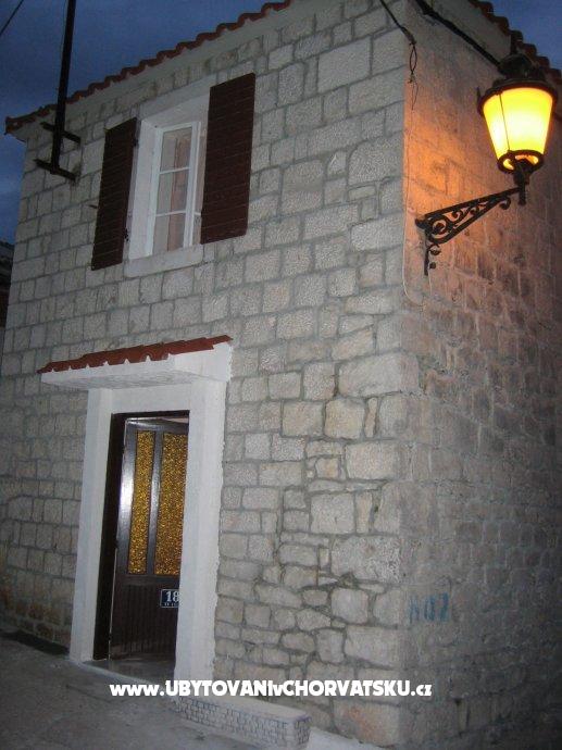 Ferienwohnungen Stone Haus – Ferienwohnung Trogir, Kroatien – Foto 1