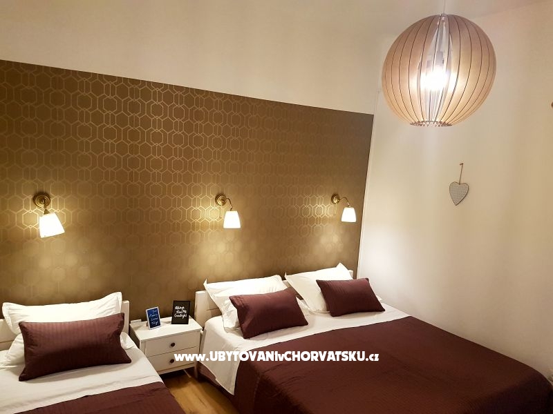 Familien-Appartement Okrug Donji – Ferienwohnung Trogir, Kroatien – Foto 1