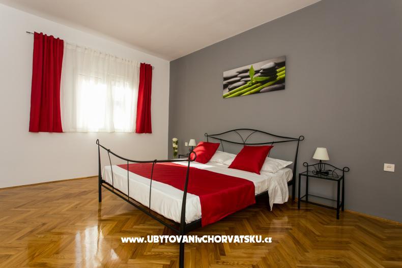 Appartement Sunce – Ferienwohnung Trogir, Kroatien – Foto 1