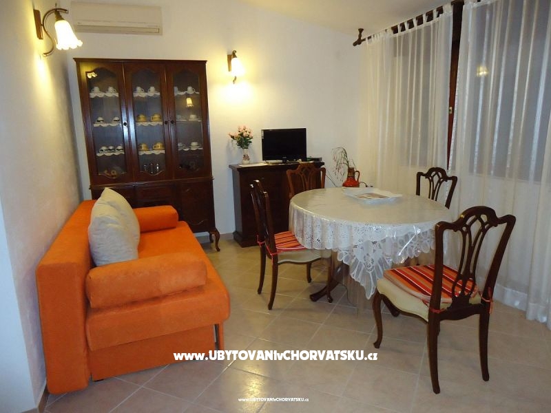 Appartement Tina – Ferienwohnung Trogir, Kroatien – Foto 3