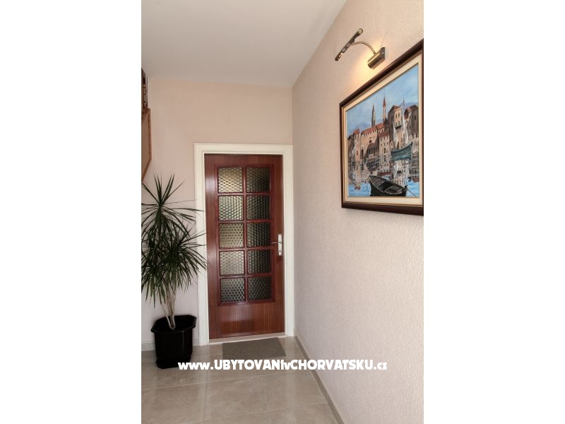 Ferienwohnungen Carmen – Ferienwohnung Trogir, Kroatien – Foto 2