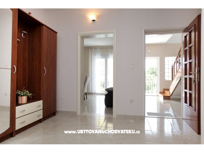 Ferienwohnungen Carmen – Ferienwohnung Trogir, Kroatien – Foto 3