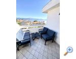 Apartmaji Ksenija and Anchor - Trogir Hrva�ka