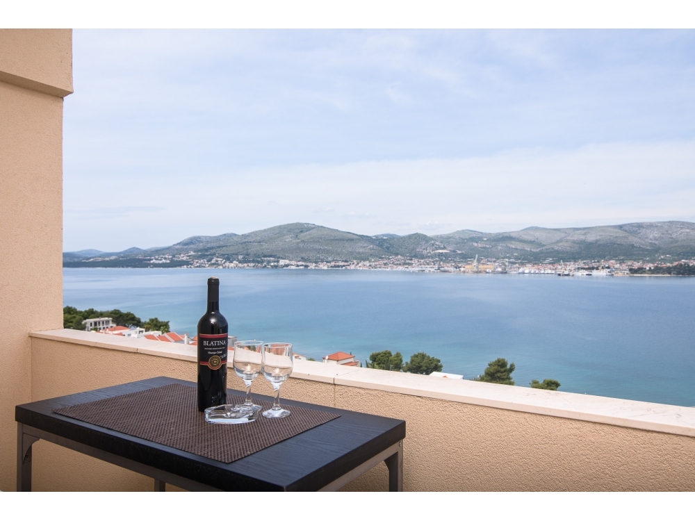 Appartements Kvesi - Trogir Croatie
