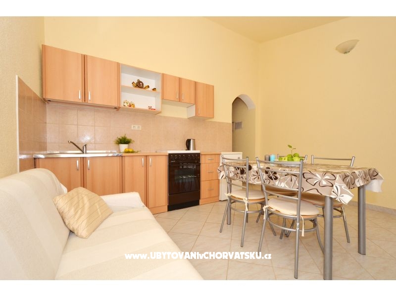 Villa Nina – Ferienwohnung Trogir, Kroatien – Foto 9