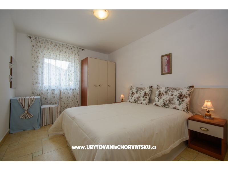 Ferienwohnungen SUNNY – Ferienwohnung Trogir, Kroatien – Foto 2