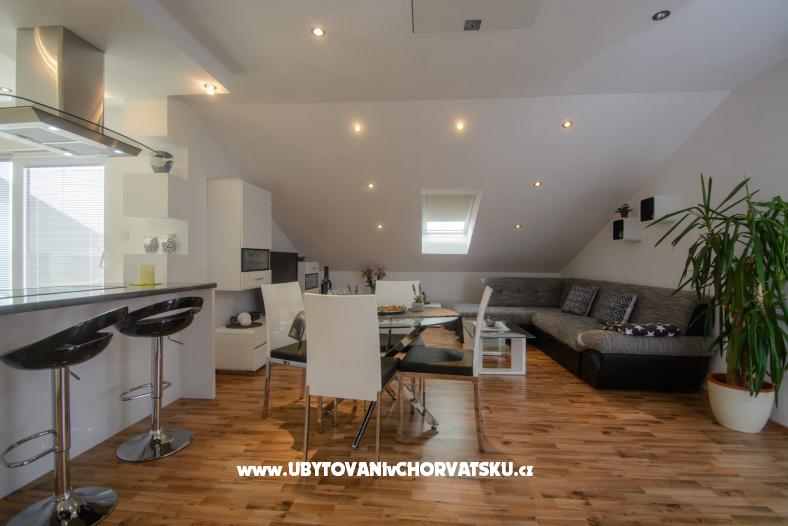 Ferienwohnungen SUNNY – Ferienwohnung Trogir, Kroatien – Foto 4