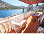 Apartmaji Villa Carmen - Trogir Hrvaka