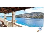 Apartmaji Villa Carmen - Trogir Hrvaka