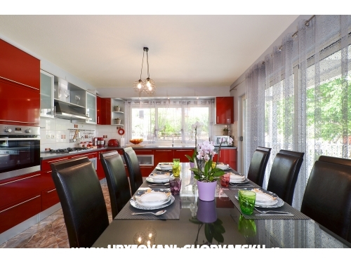 Best - Trogir Horvtorszg