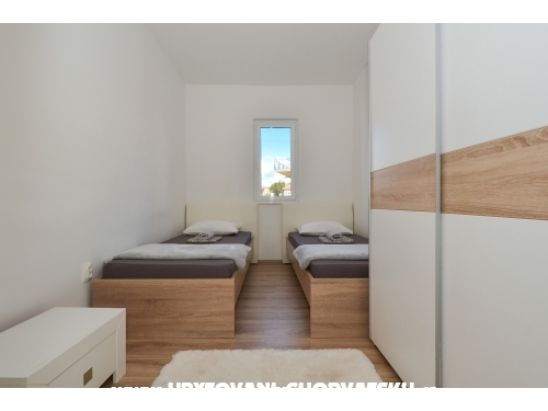 Best - Trogir Horvtorszg